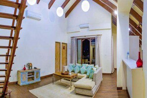 Presidential Apartment, 4 Bedrooms, Kitchenette, Garden View | Living area - Tangalwood Boutique Hotel (Kathmandu)