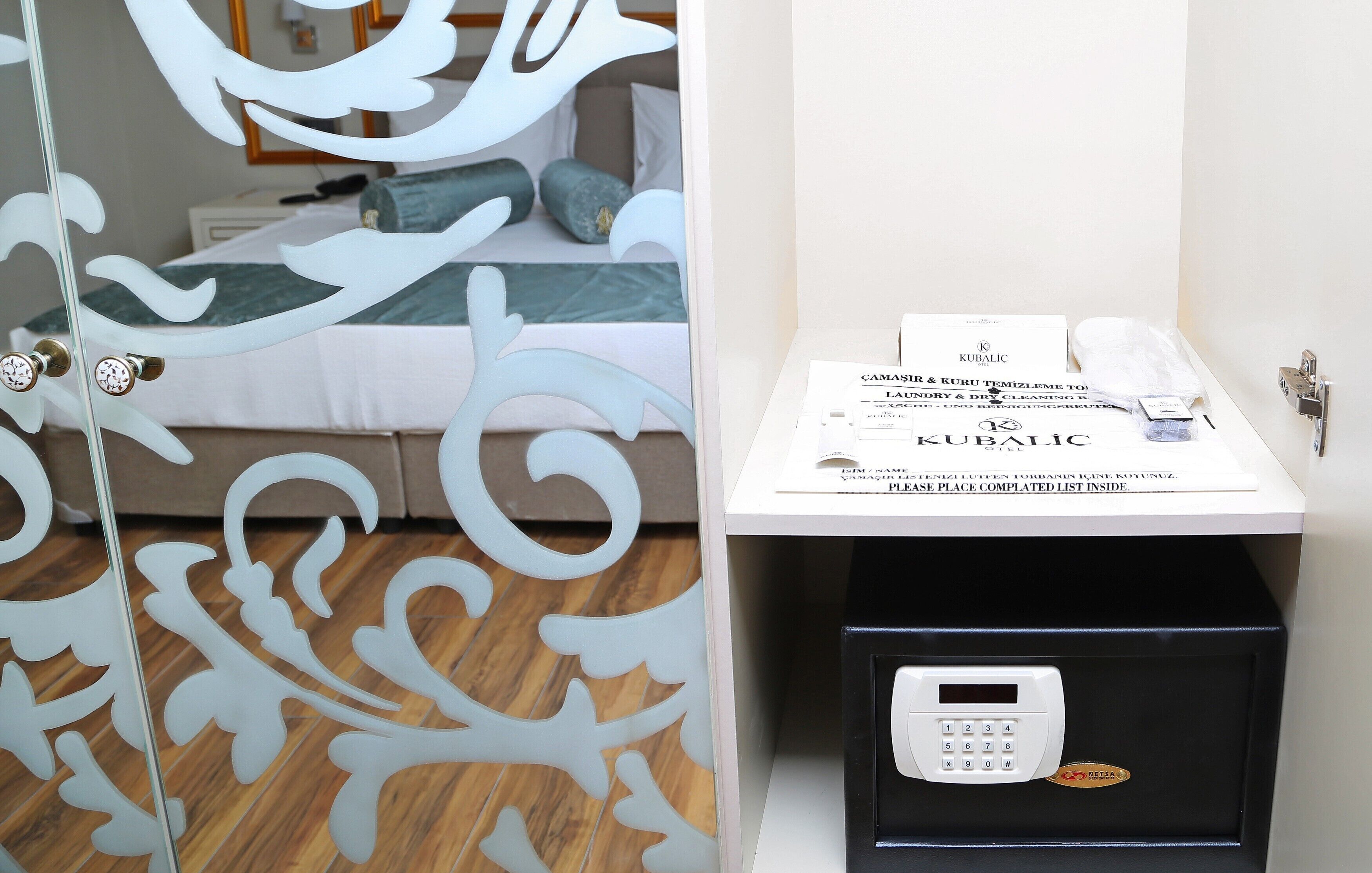 Room amenity