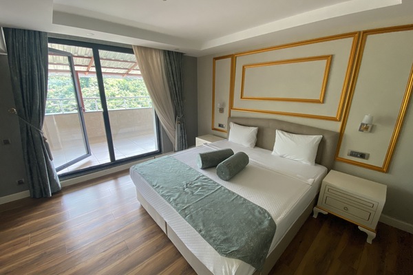 Ropa de cama de alta calidad y minibar