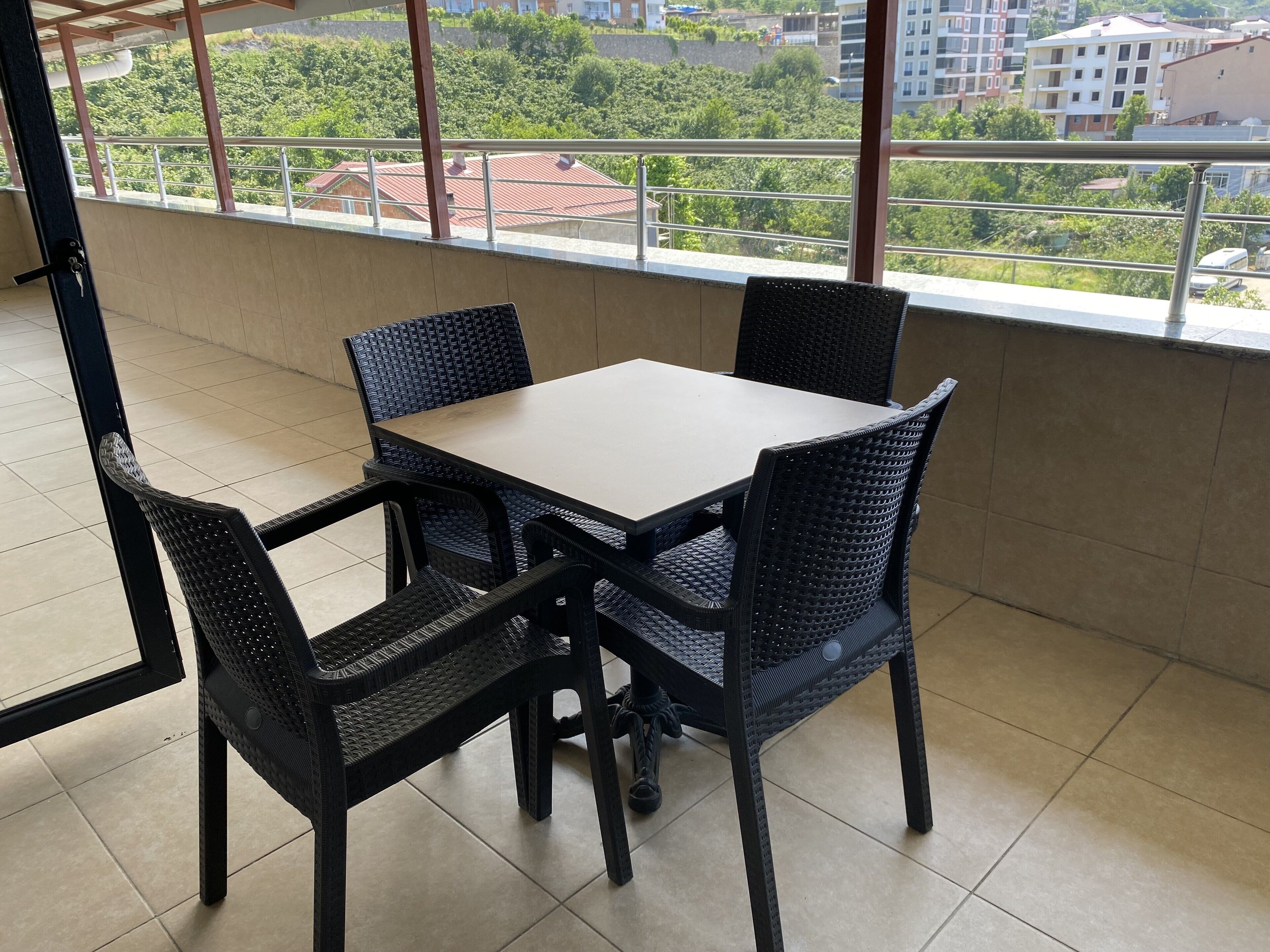 suite, 1 queen bed | premium bedding, minibar, in-room safe, blackout curtains