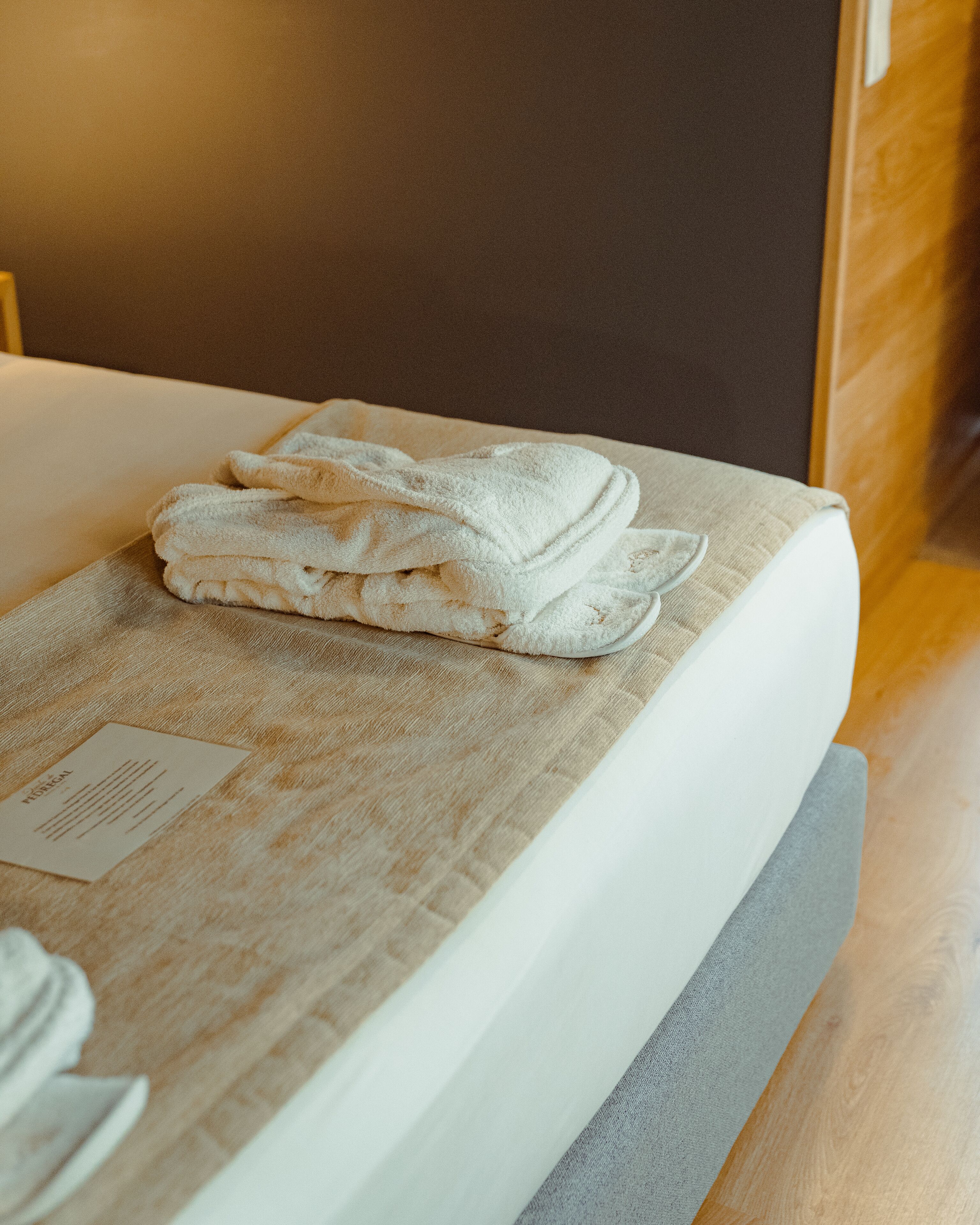 bungalow (casa do castanheiro) | 1 bedroom, premium bedding, memory-foam beds, minibar