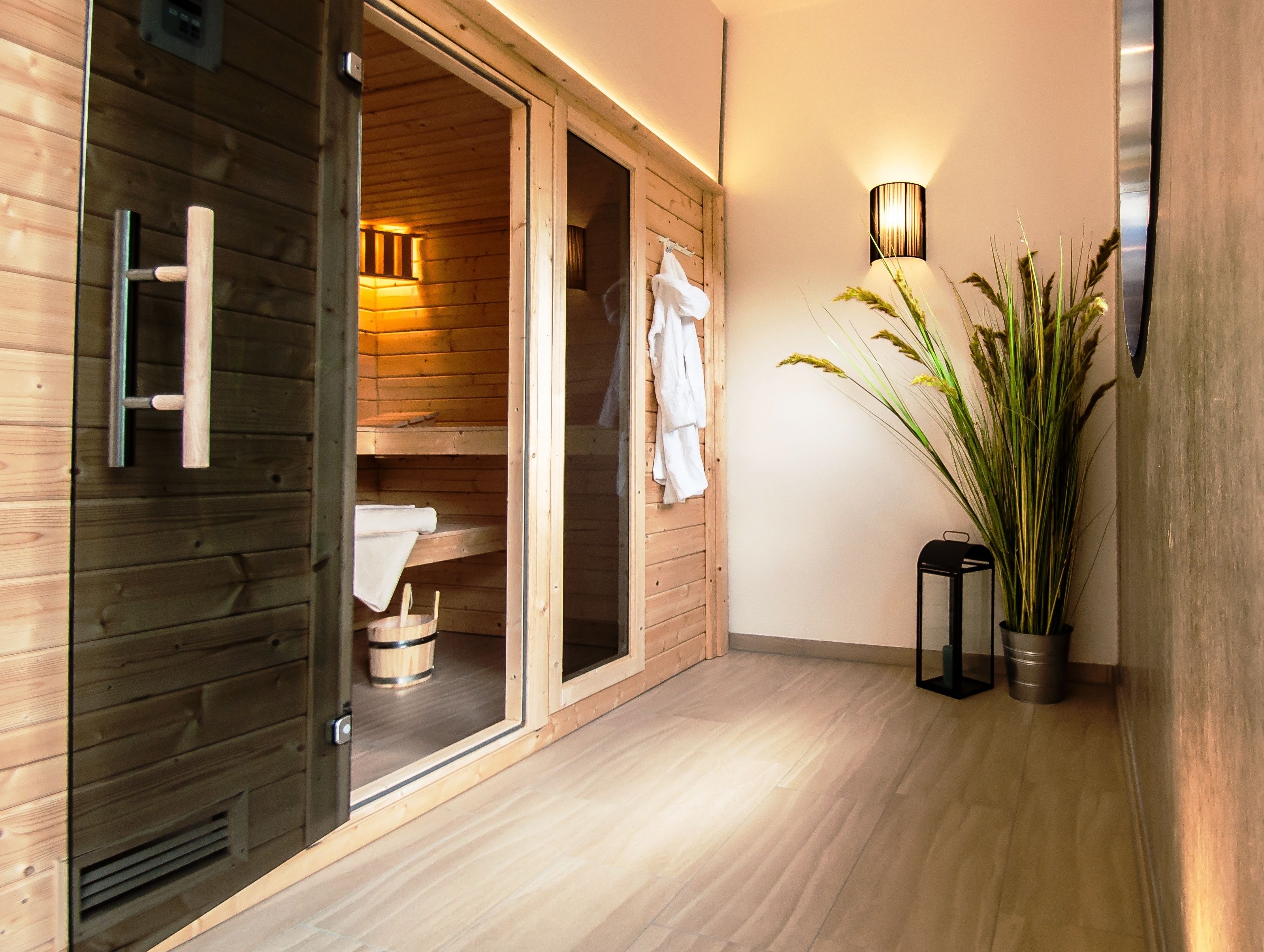 sauna, hydrotherapy, aromatherapy, facials, 2 treatment rooms