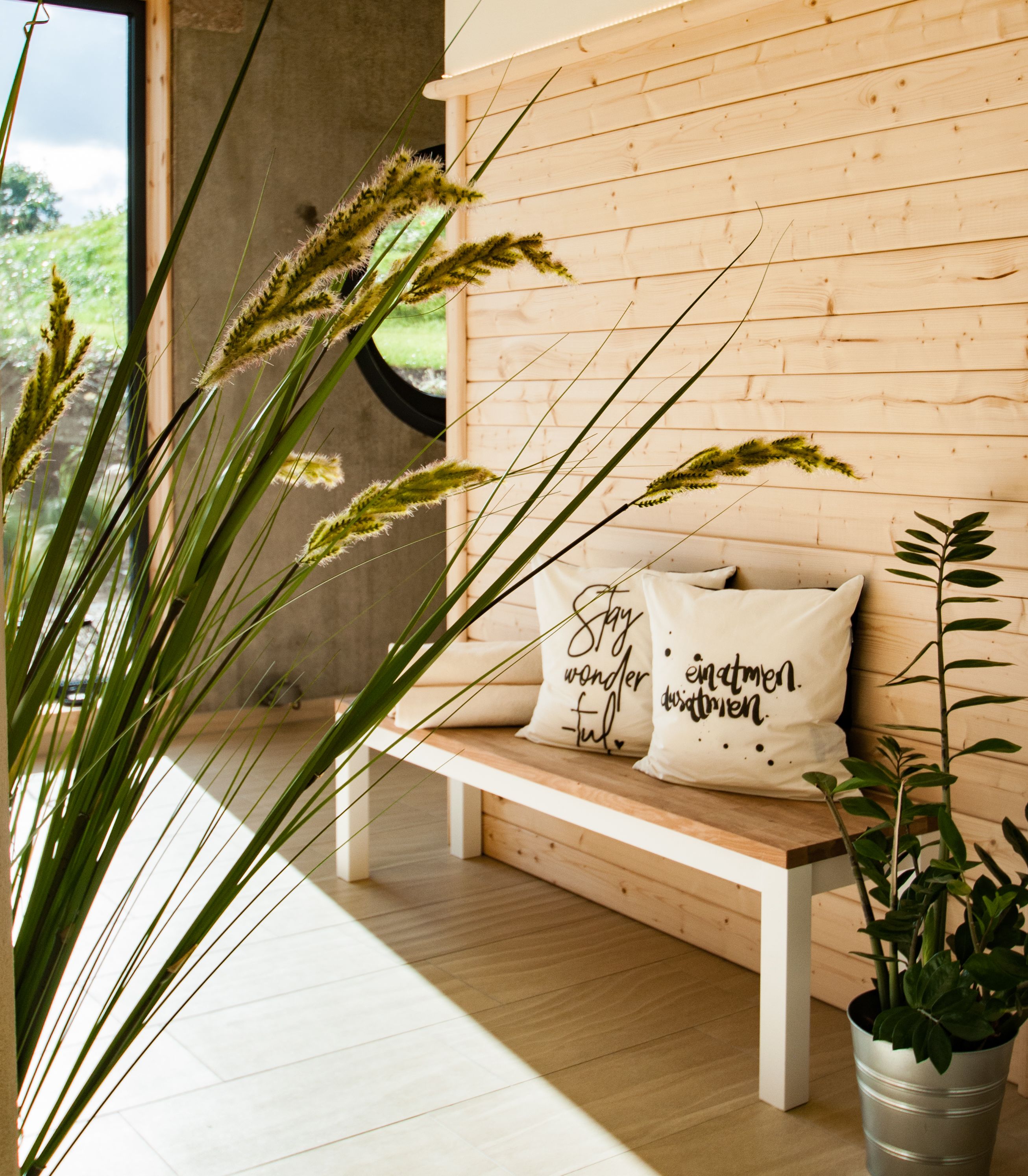 sauna, hydrotherapy, aromatherapy, facials, 2 treatment rooms