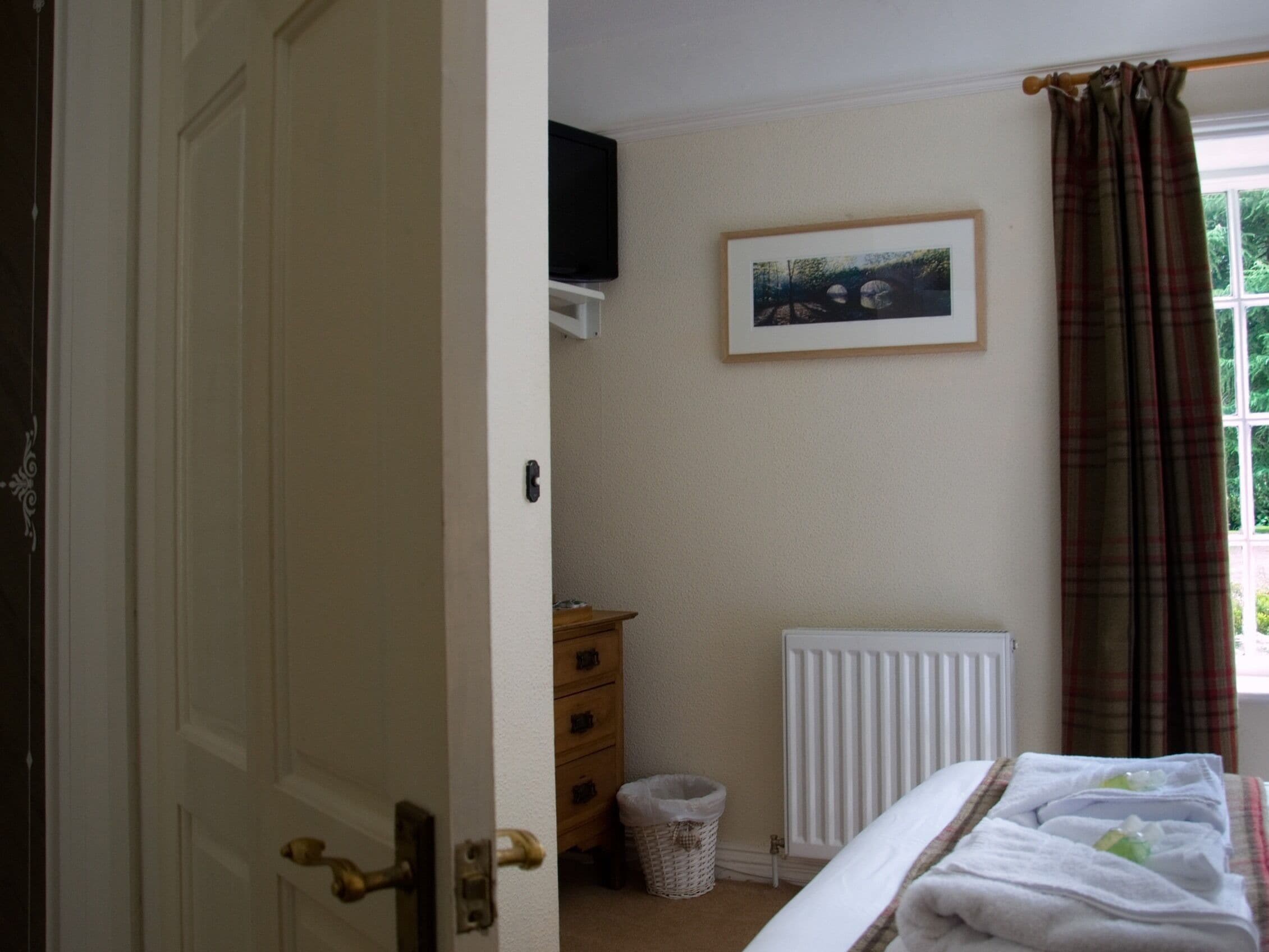 deluxe double room, ensuite (room 1) | bathroom