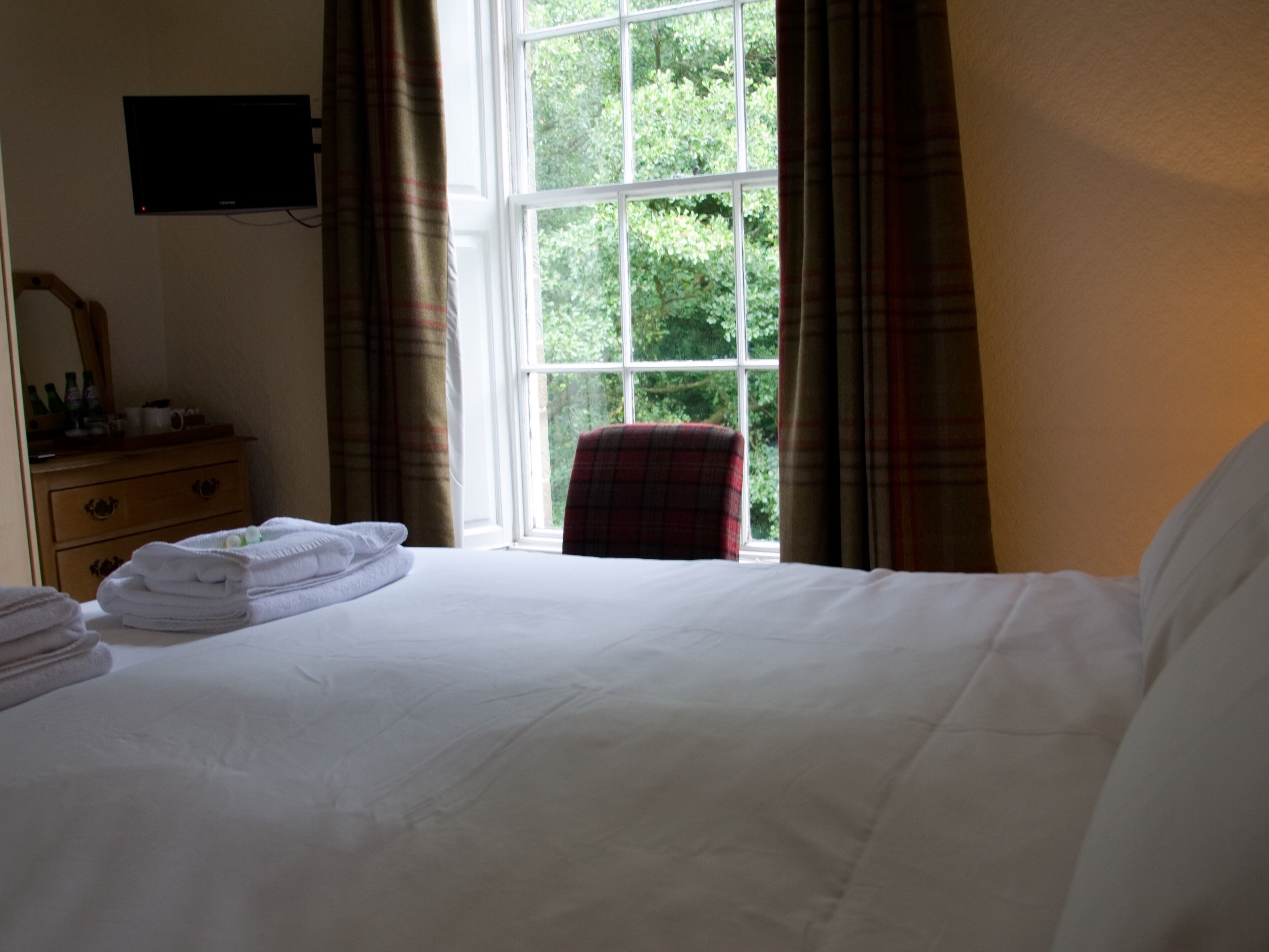 standard double room, ensuite (room 5)