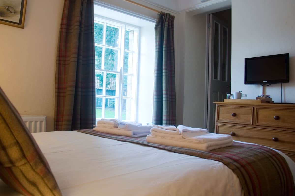Double Room, Ensuite (Room 2)