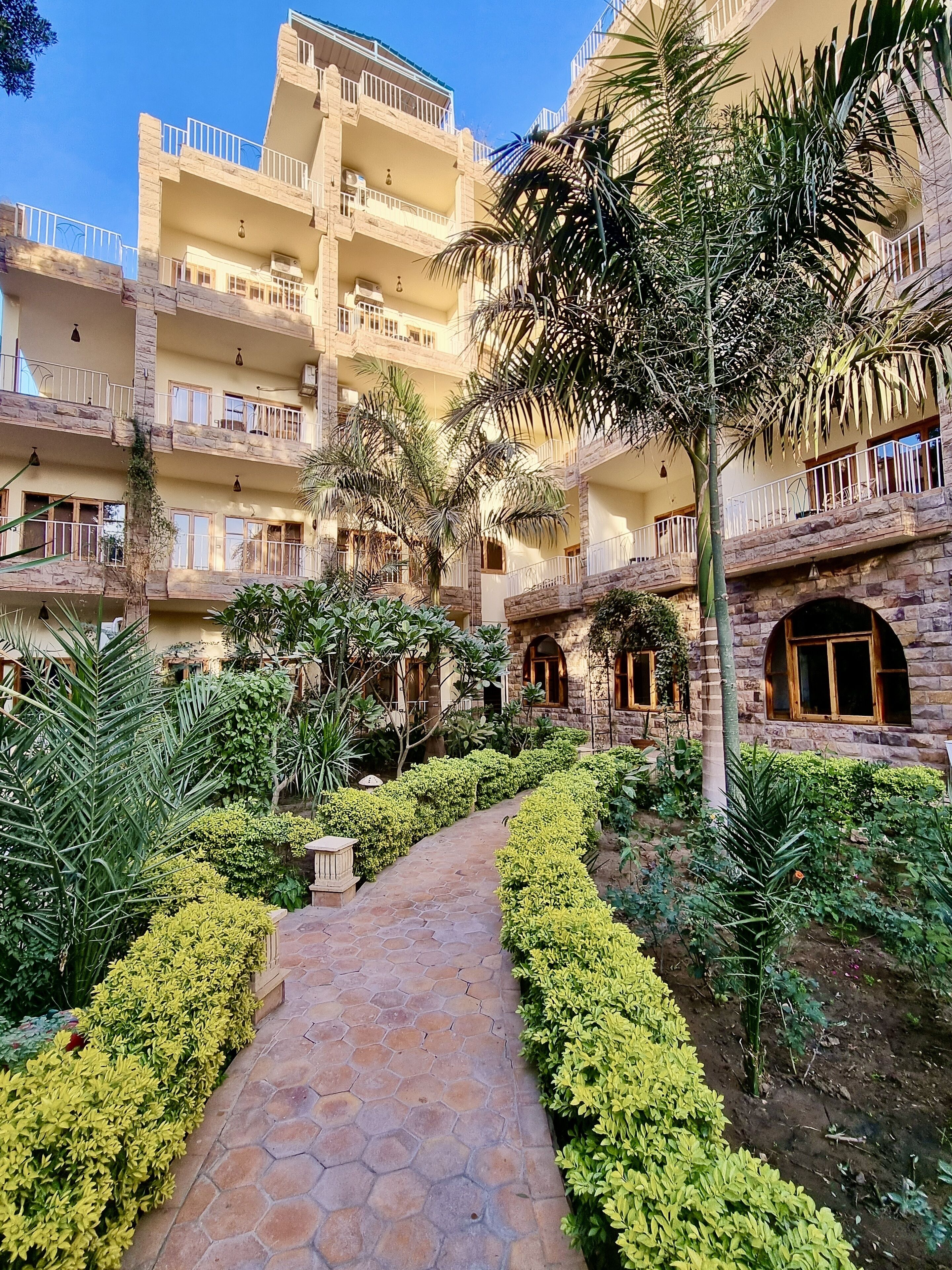 Photo - Thebes Hotel