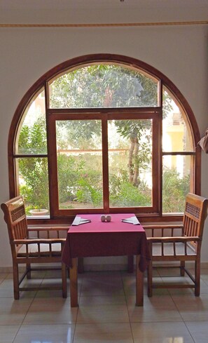 Breakfast, lunch and dinner served - Thebes Hotel Luxor (Luxor)