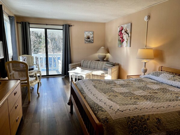 واي فاي مجانًا وملاءات أسرّة