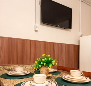 公寓, 一层 | 私人厨房 | 冰箱、微波炉、炉灶、厨具/餐具