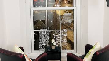 Studio, Ensuite (Double) | View from property