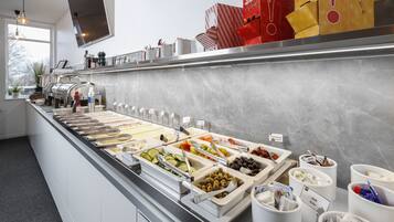 Gratis frukostbuffé varje dag