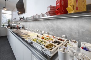 Gratis frukostbuffé varje dag 