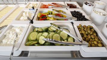 Desayuno buffet incluido todos los días