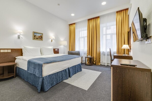 Minibar, in-room safe, soundproofing, iron/ironing board