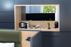Suite, terraza, en una planta alta | 1 dormitorio, sábanas de algodón egipcio, ropa de cama de alta calidad
