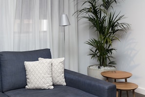 Suite Deluxe | 1 ห้องนอน, ผ้าปูที่นอนฝ้ายอียิปต์, เครื่องนอนระดับพรีเมียม, ผ้านวมขนเป็ด