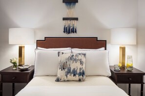 Bureau, fer et planche à repasser, Wi-Fi gratuit, draps fournis