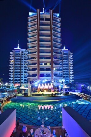 Front of property – evening/night