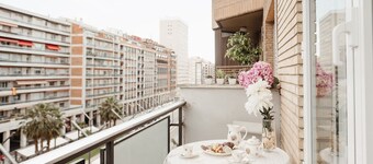 DUPLEX IN GRAN VIA, GARAGE AND WIFI