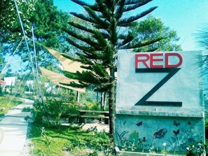 Fachada da propriedade