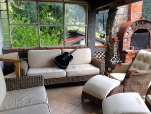 Property grounds - Large house, Cote d'Azur, 10 min from the beach in a small picturesque village (Villatella)