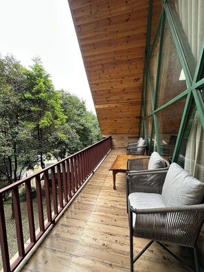 Luxury Quadruple Room | Balcony view