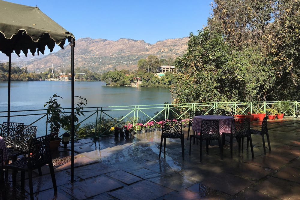Latitude 29 by The Lake Resort