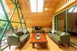 Luxury Quadruple Room | Living area - Latitude 29 by The Lake Resort (Nainital)