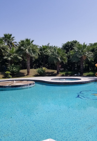 Magsons Resorts