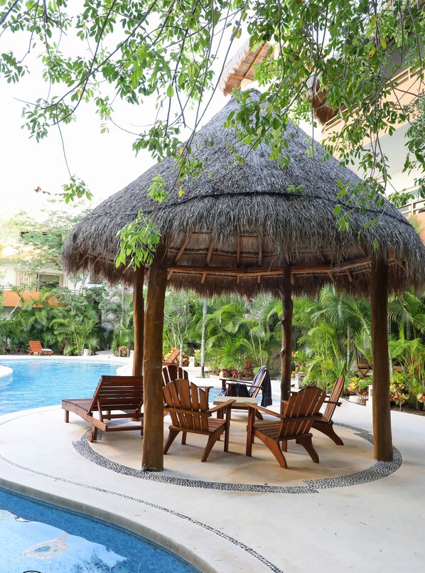 Outdoor pool, pool loungers