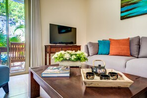 Apartment, 2 Bedrooms | Living room | Flat-screen TV, DVD player - Rebecca 2 bedrooms sleeps 5 (Tulum)