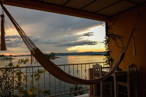 Terrace/patio - Hotel Santana (Flores)