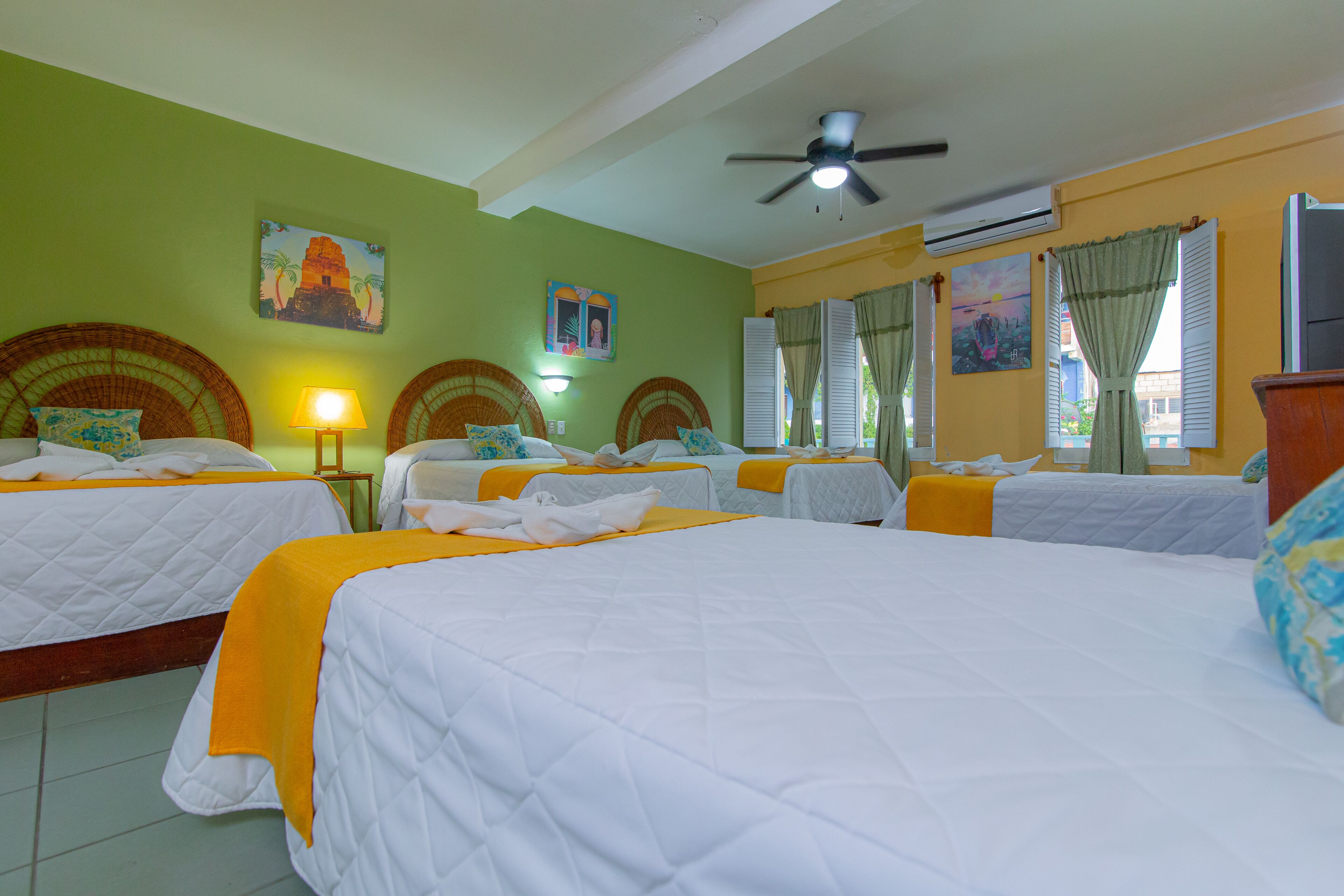 standard family room | 1 bedroom, in-room safe, desk, free wifi