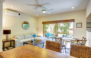 Apartment, 2 Bedrooms | Living area