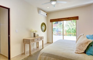 Appartement, 2 chambres | 1 chambre, bureau, accès au Wi-Fi (inclus), literie fournie