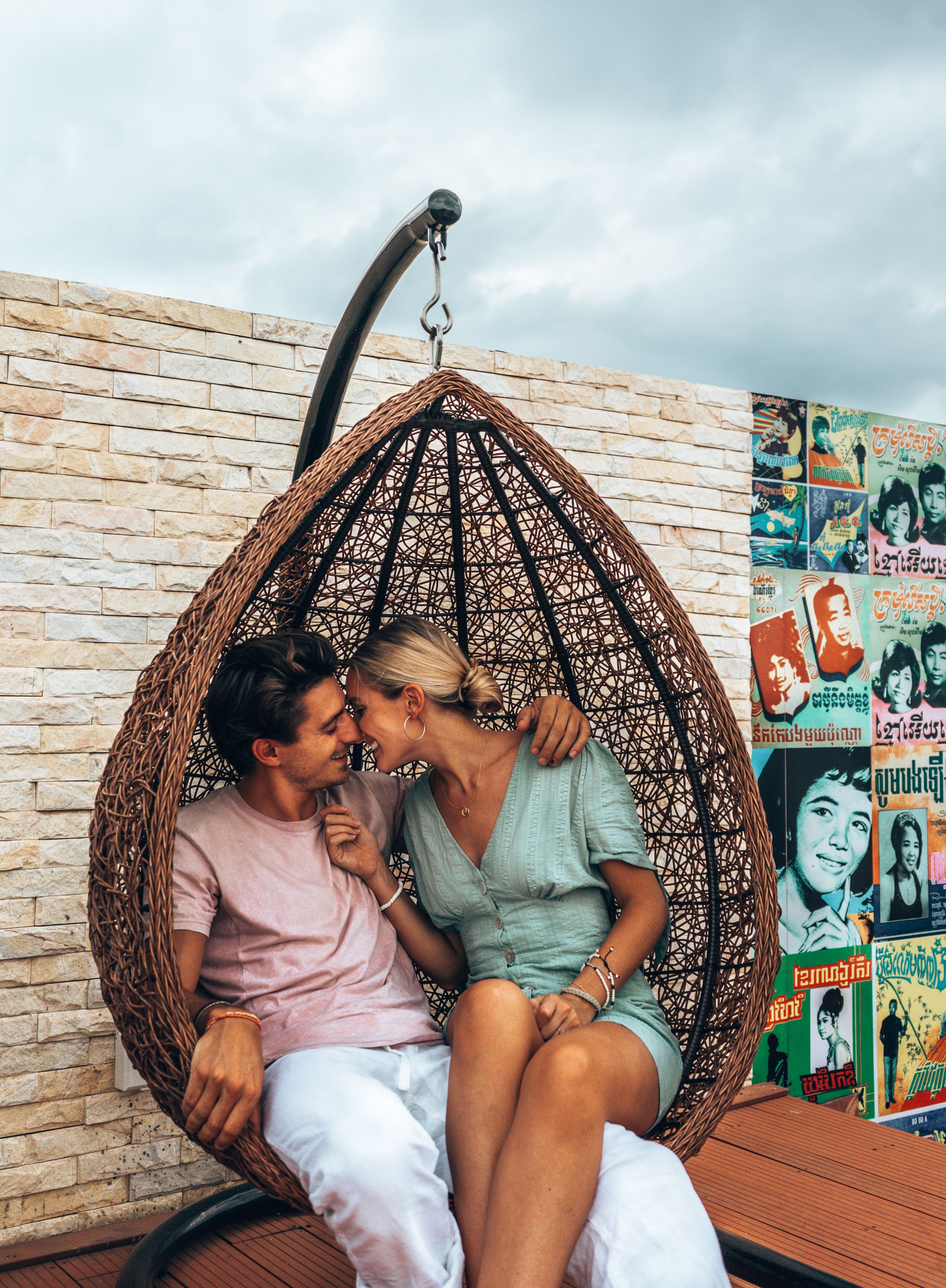 3 bars/lounges, poolside bar