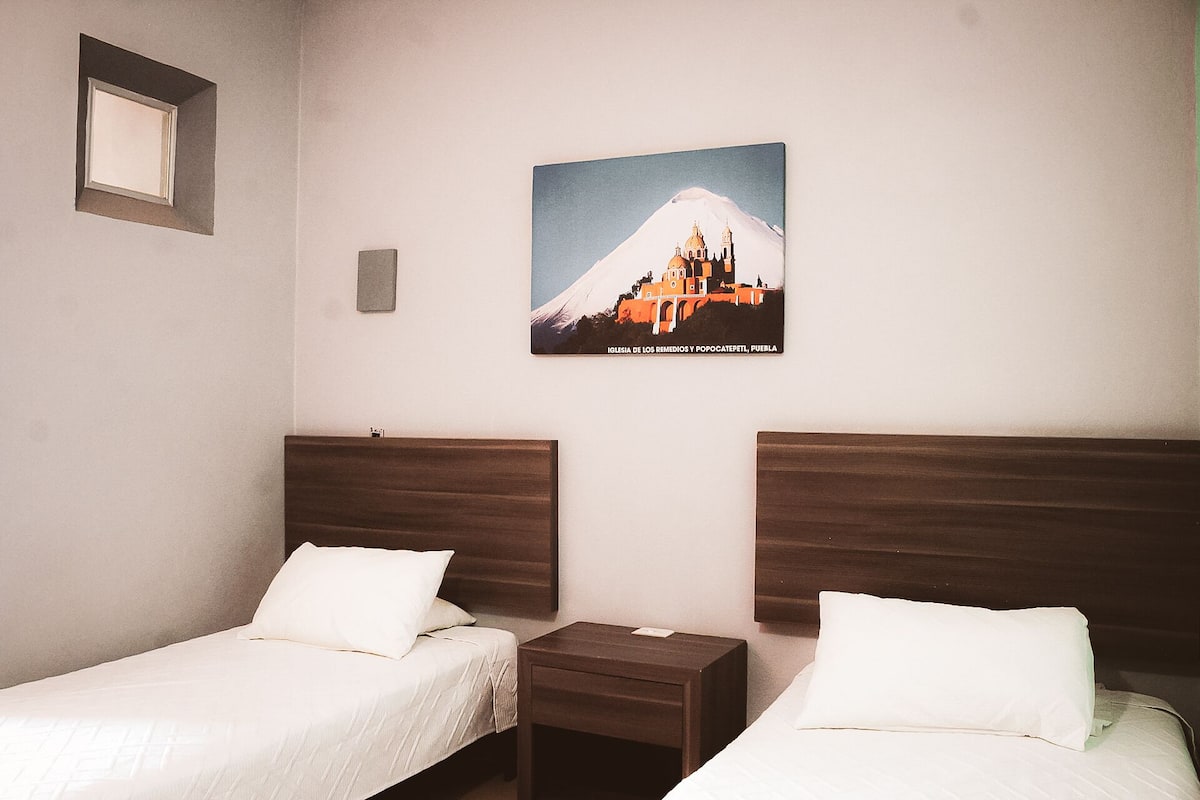 Doppelzimmer, 2 Einzelbetten