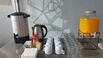Free daily continental breakfast