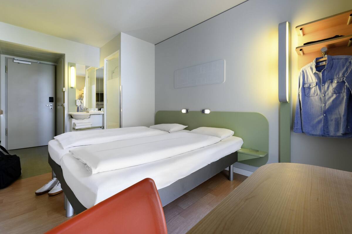 Chambre, 2 lits une place, non-fumeur