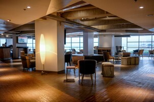 Caja de seguridad en la habitación, escritorio y wifi gratis 