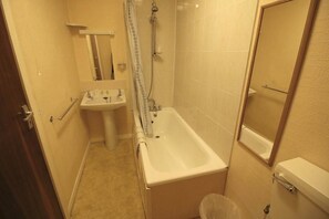 Free toiletries, towels - The Shipping Lanes Hotel (Morecambe)
