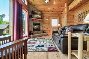 تلفزيون ذكي، مدفأة، ألعاب فيديو