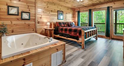 Updated Cabin, 2 King Suites, Hot tub, Pool Table, Ripken Exp 3 mi ,Parkway 1 mi