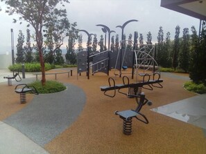 Children’s play area – outdoor