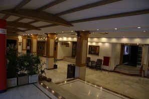 Lobby - Hotel Kamal Palace (Jalandhar)