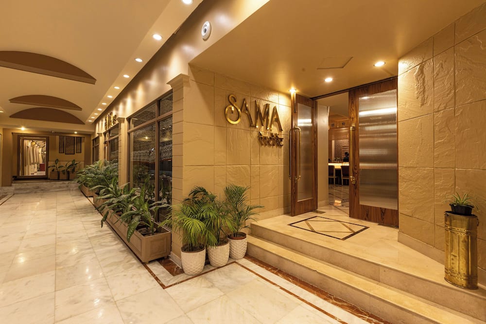 Hotel Kamal Palace