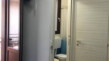 Iron/ironing board, free WiFi