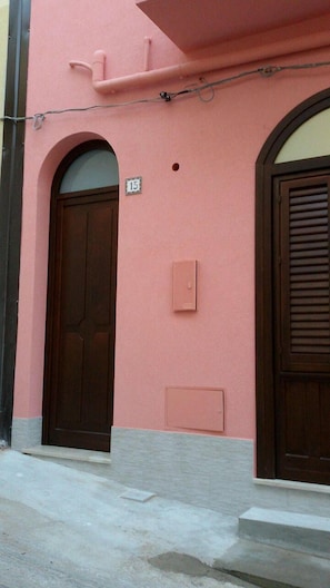 Esterni