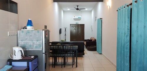Fahaz Taiping Homestay